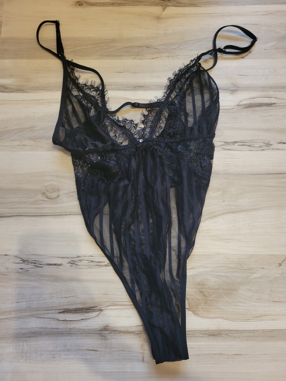 SHEIN Black Sheer Lace Striped Bodysuit And Garter Belt